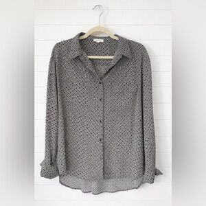 Pleione Black and White Geometric Button Down Shirt